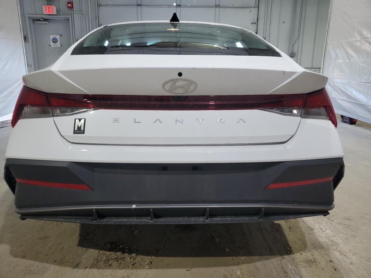 2025 Hyundai Elantra Se - Фото 6