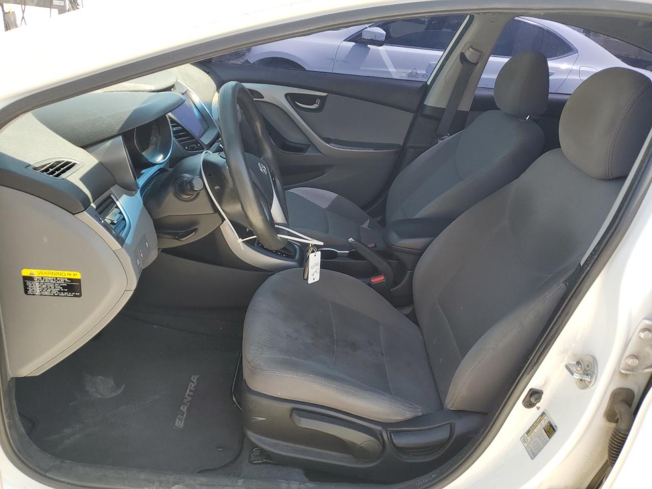 2016 Hyundai Elantra Se - Фото 7