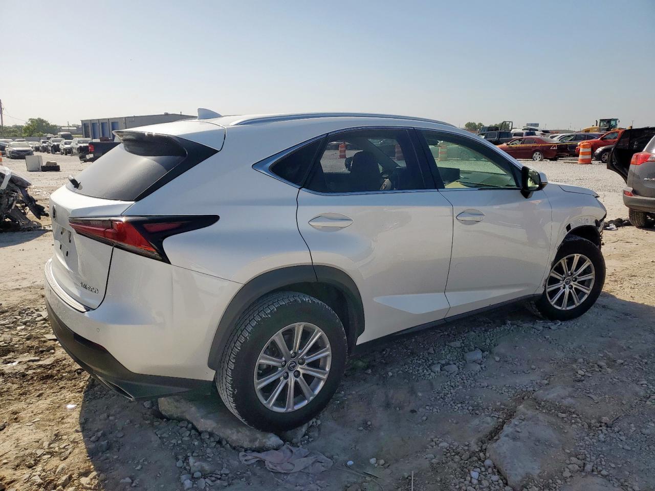 2018 Lexus Nx 300 Base - Фото 3