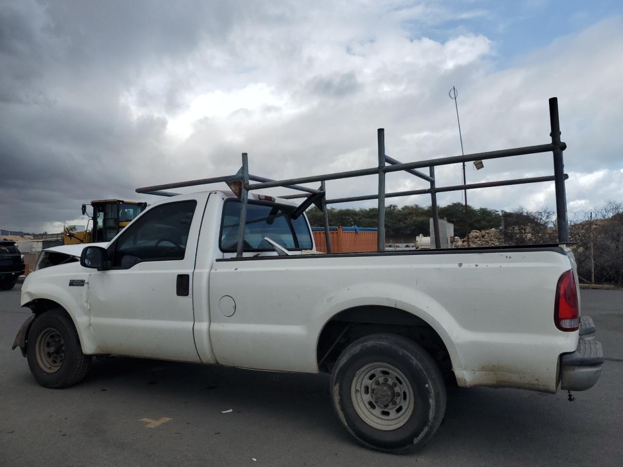 2001 Ford F250 Super Duty - Image 2