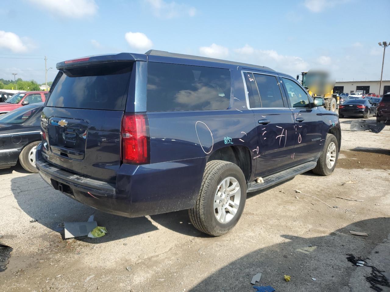 2019 Chevrolet Suburban K1500 Lt - Image 3
