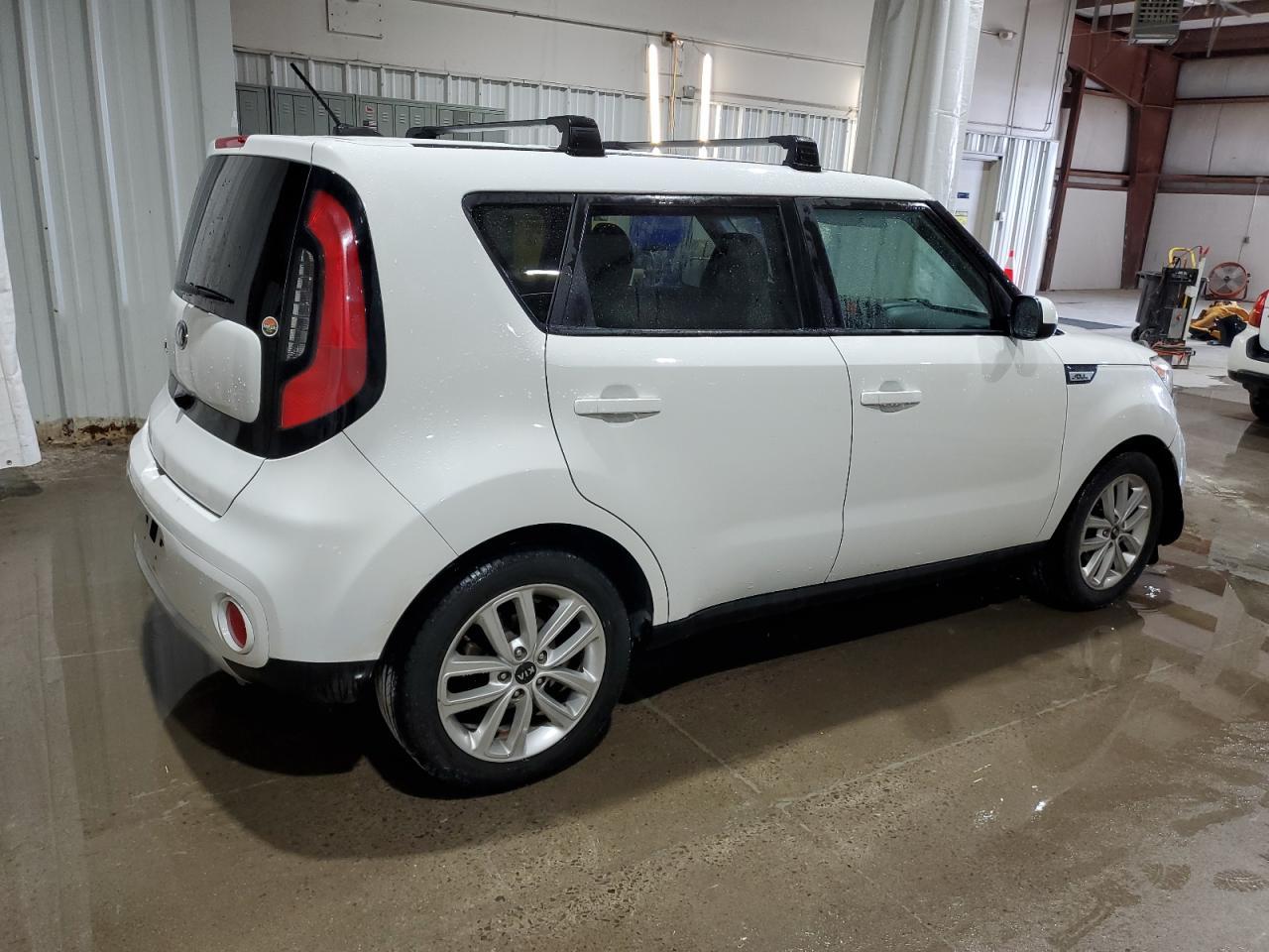 2018 Kia Soul + - Image 3