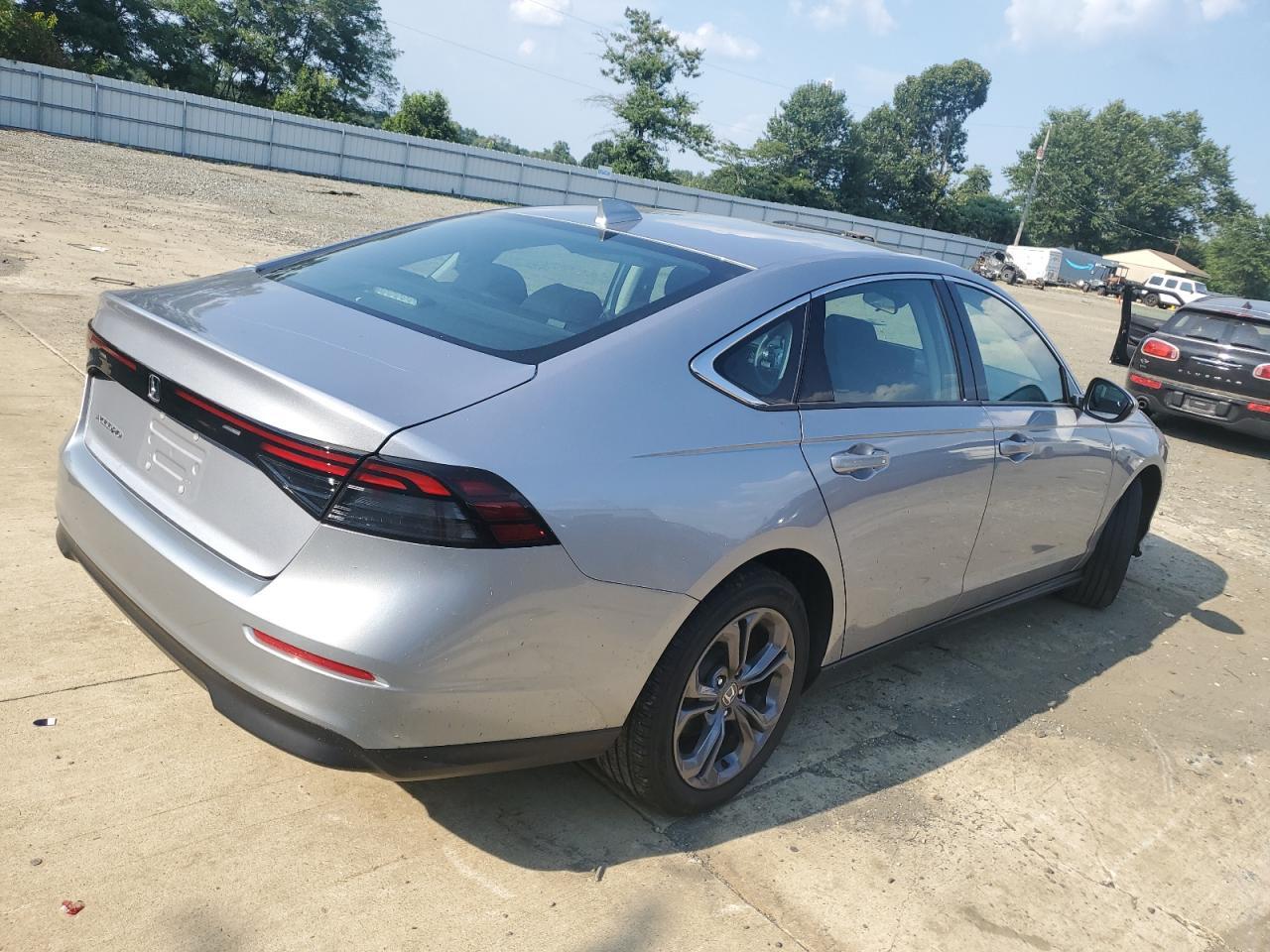 2023 Honda Accord Ex - Фото 3