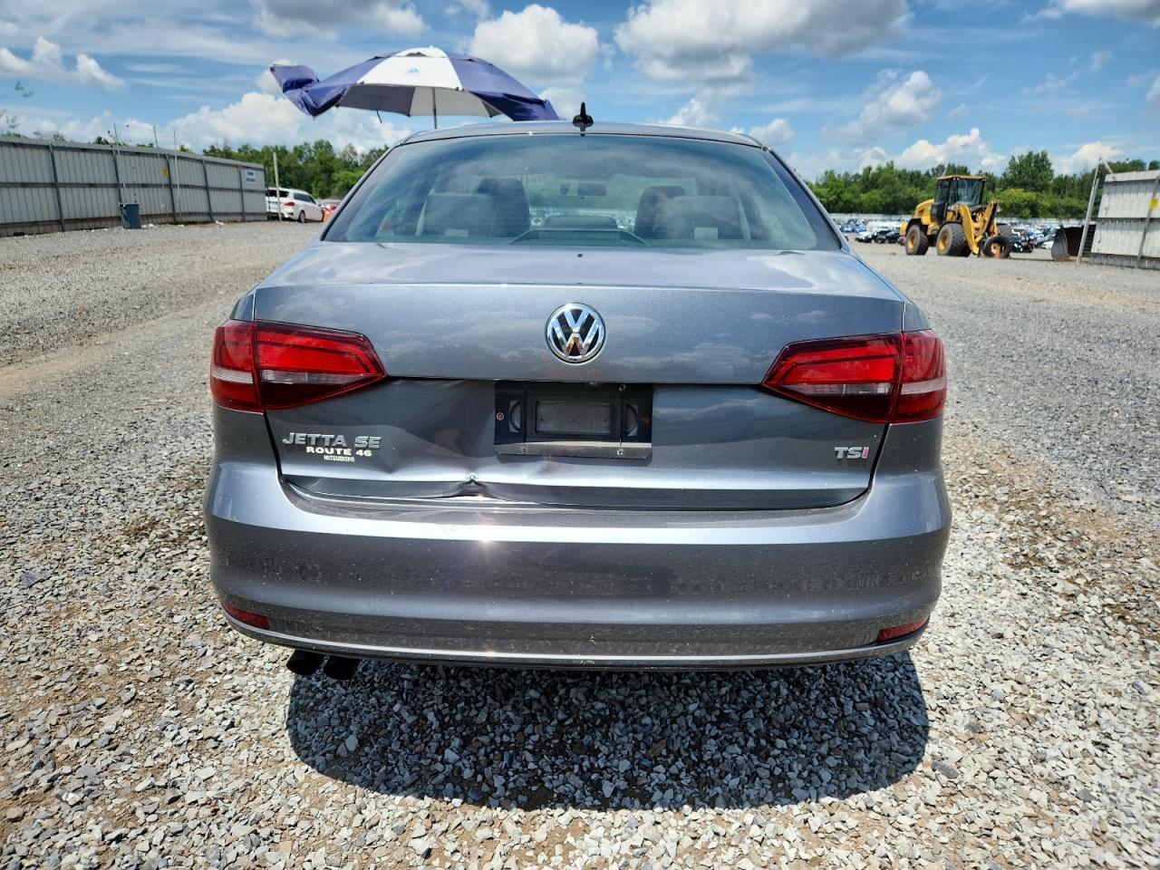 2017 Volkswagen Jetta Se - Фото 6