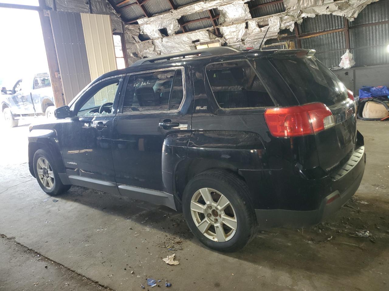 2013 GMC Terrain Sl - Image 2