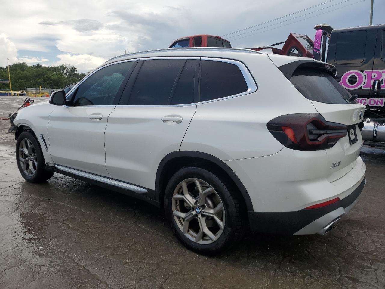 2022 BMW X3 Sdrive30I - Фото 2