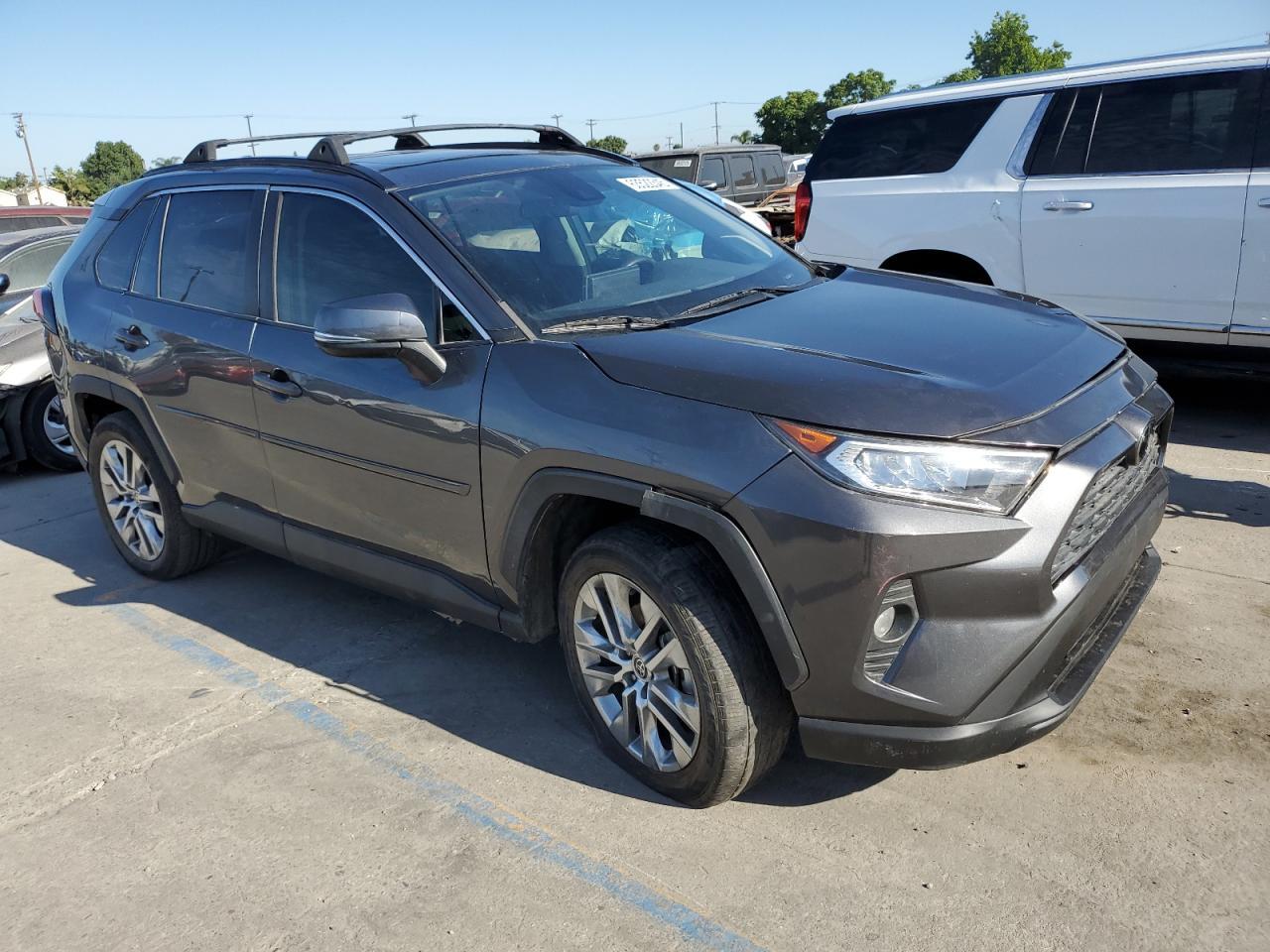 2021 Toyota Rav4 Xle Premium - Фото 4