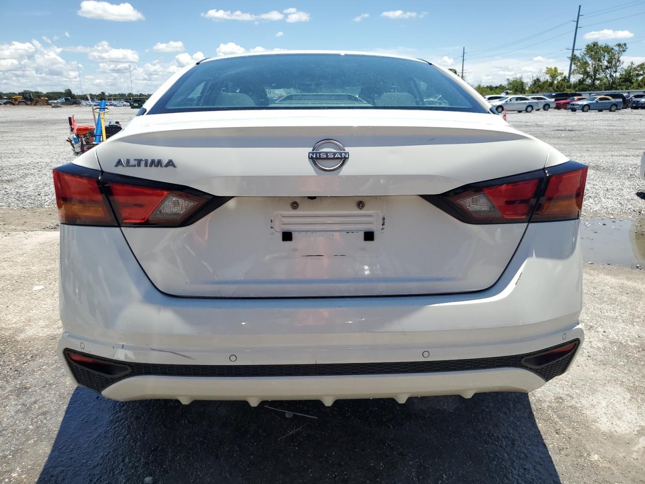 2023 Nissan Altima S - Фото 6