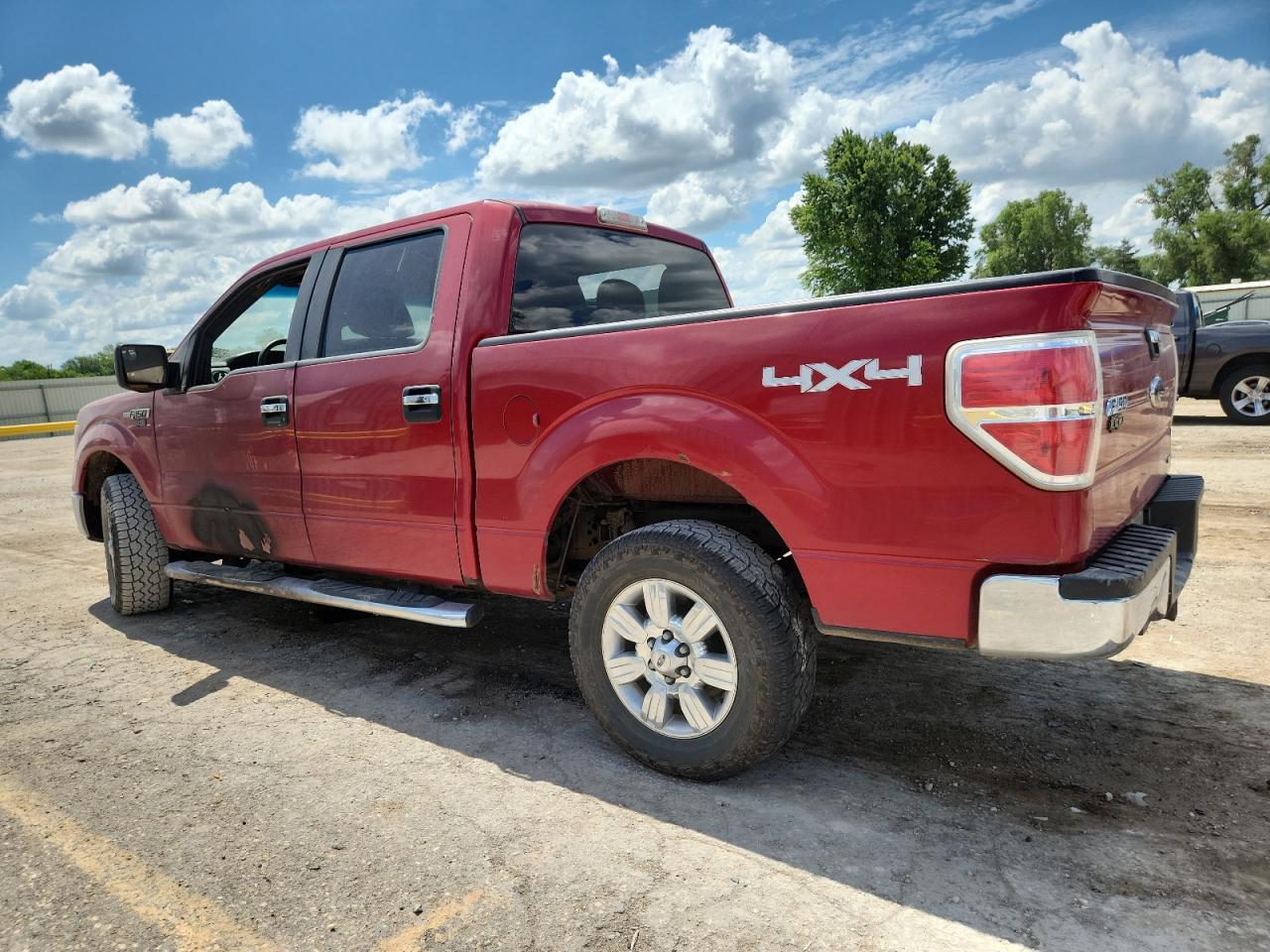2011 Ford F150 Supercrew - Фото 2