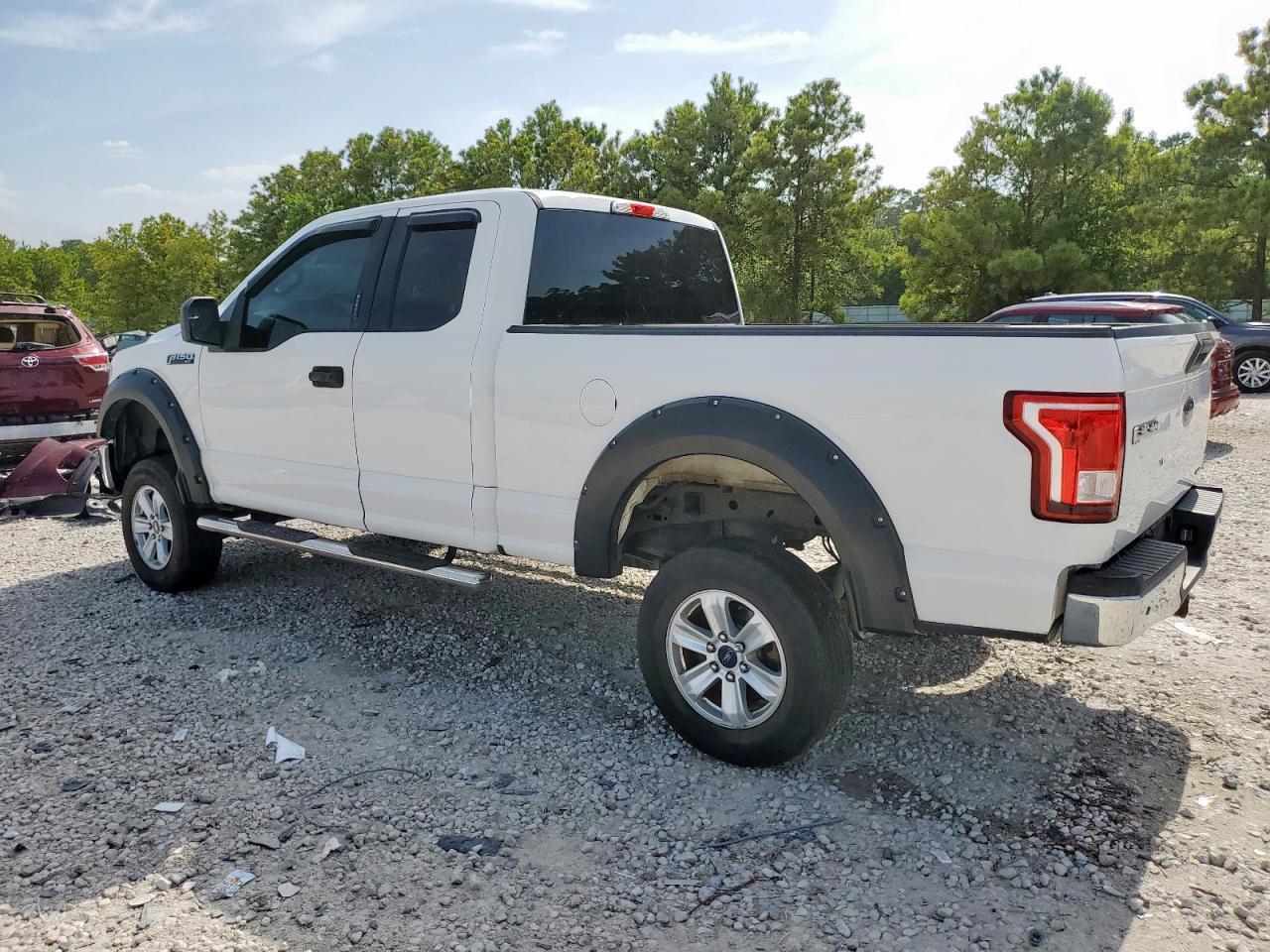 2015 Ford F150 Super Cab - Image 2