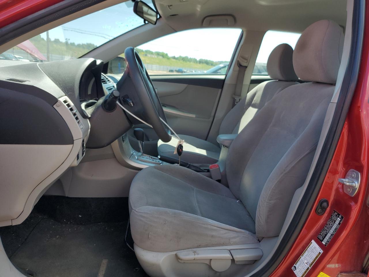 2013 Toyota Corolla Le - Image 7