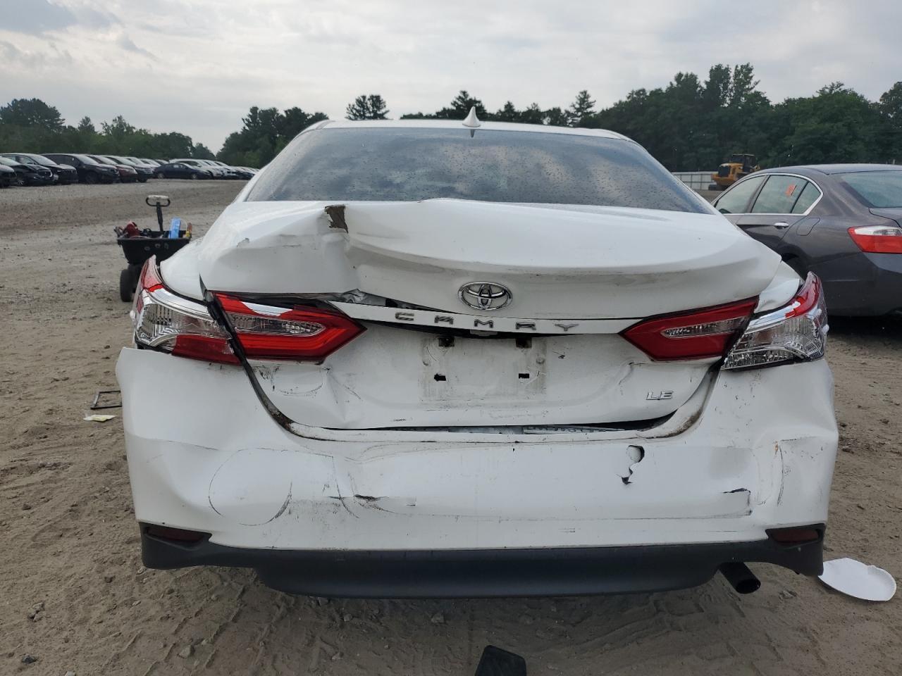 2020 Toyota Camry Le - Image 6