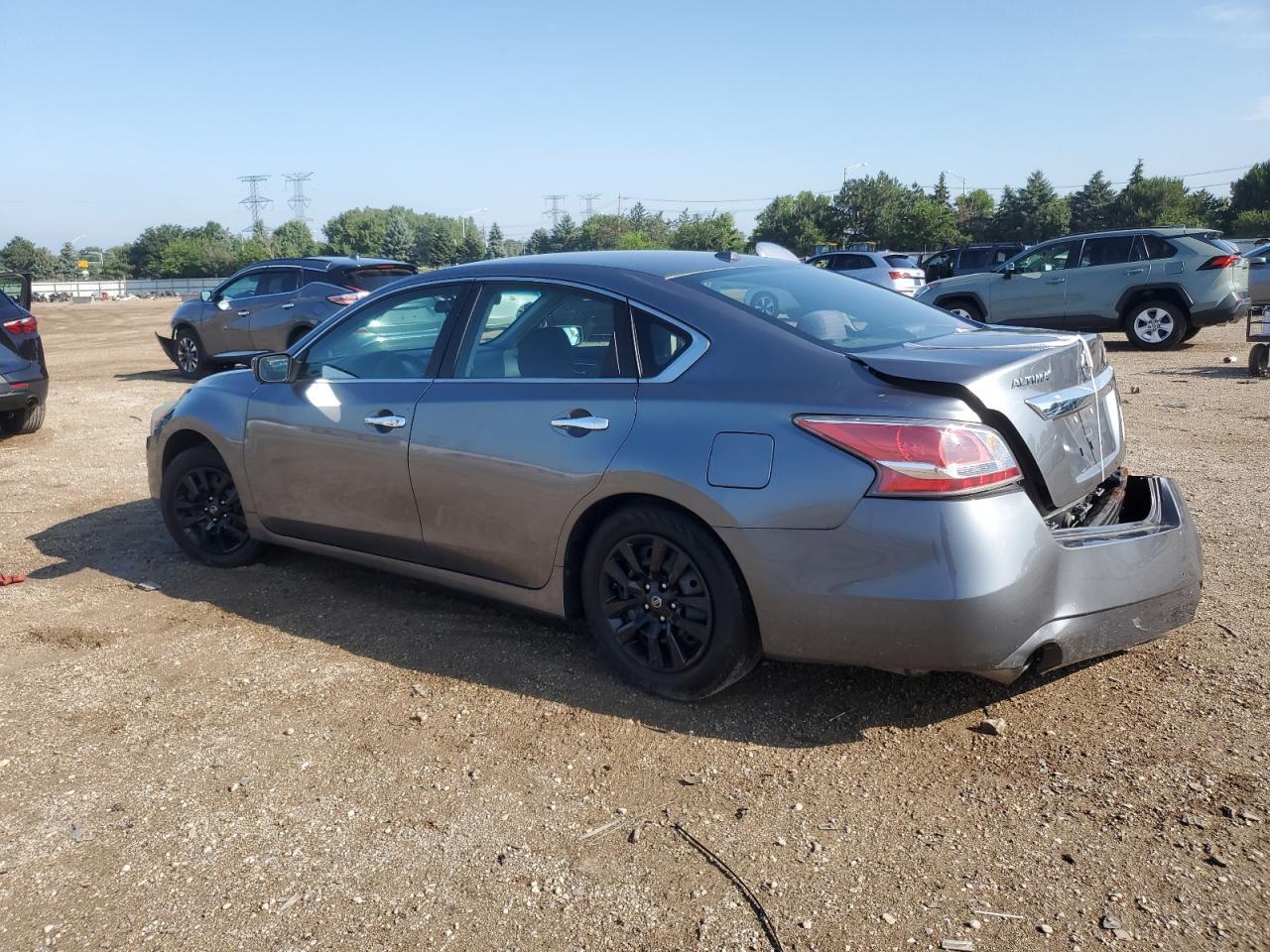 2015 Nissan Altima 2.5 - Фото 2