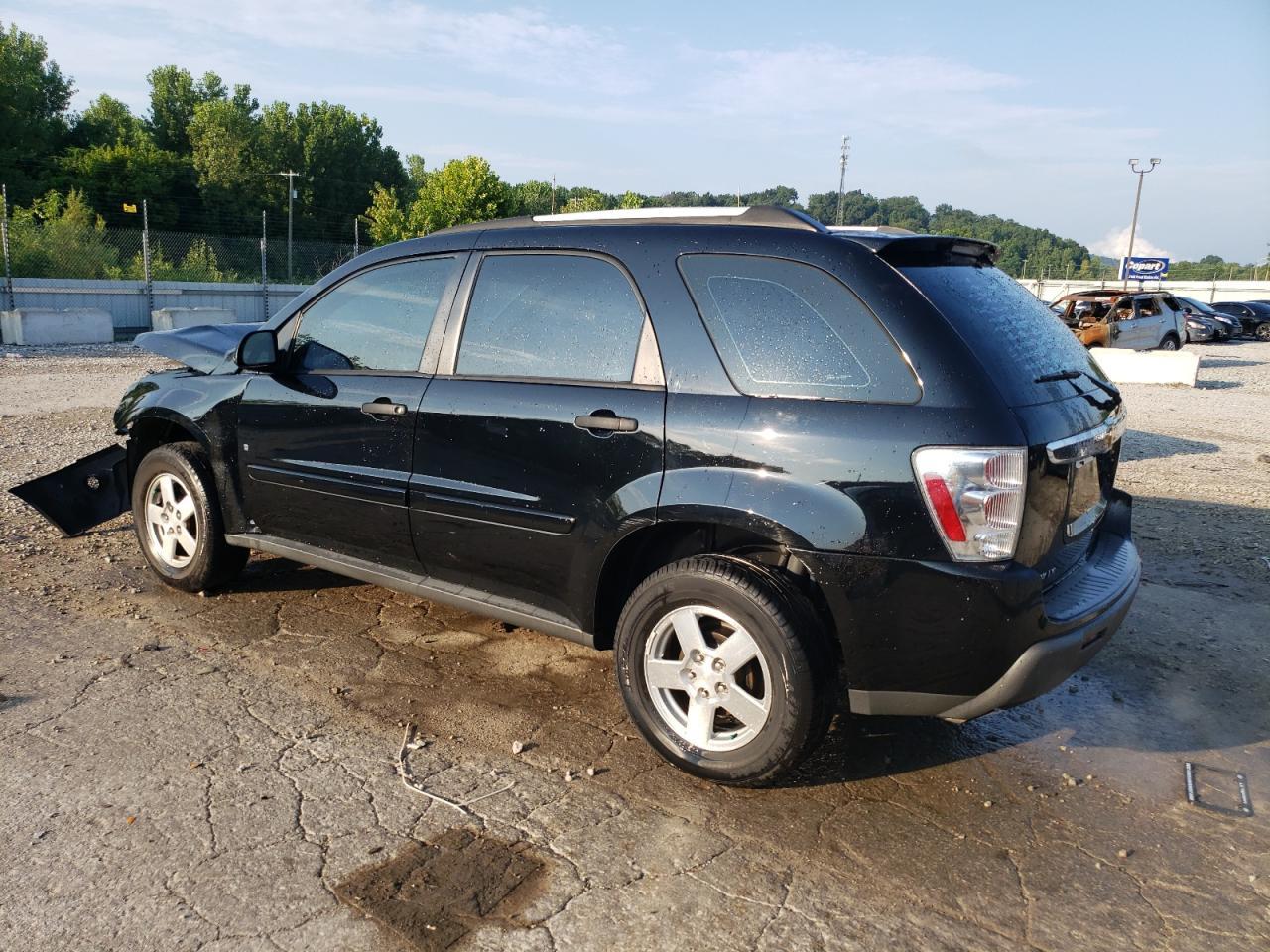 2006 Chevrolet Equinox Ls - Image 2