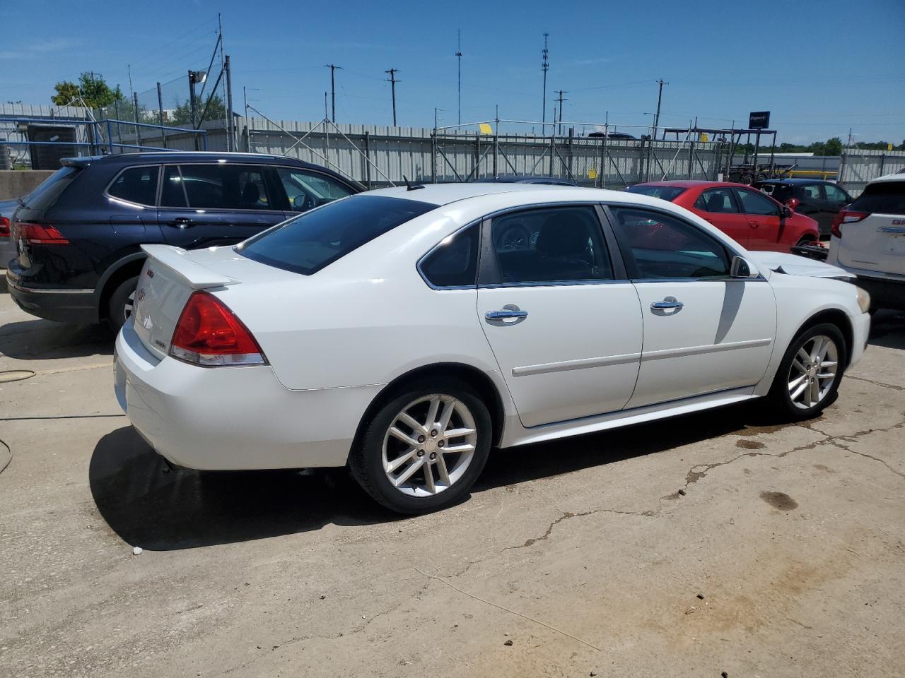 2012 Chevrolet Impala Ltz - Image 3