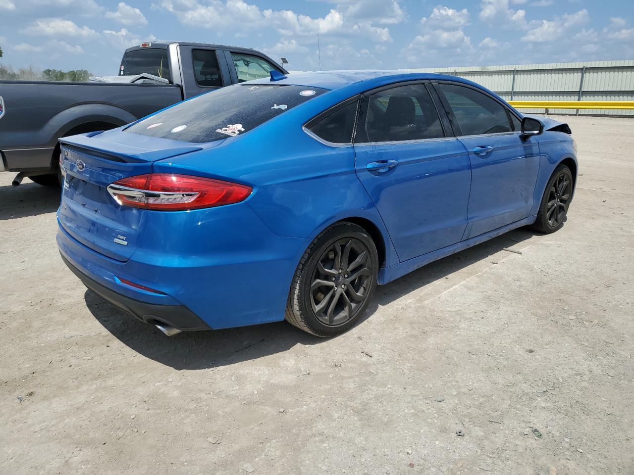 2019 Ford Fusion Se - Фото 3
