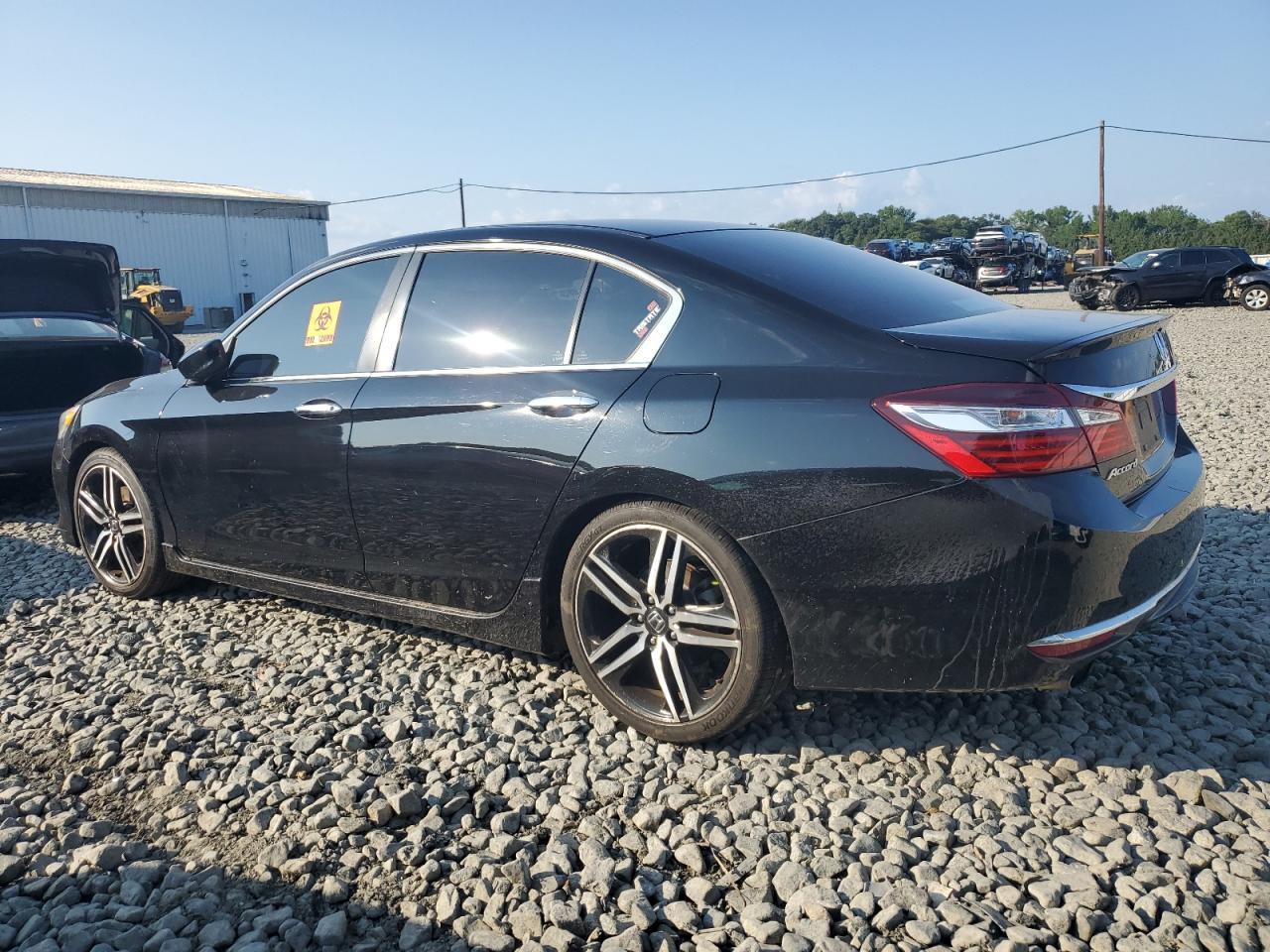 2017 Honda Accord Sport - Фото 2