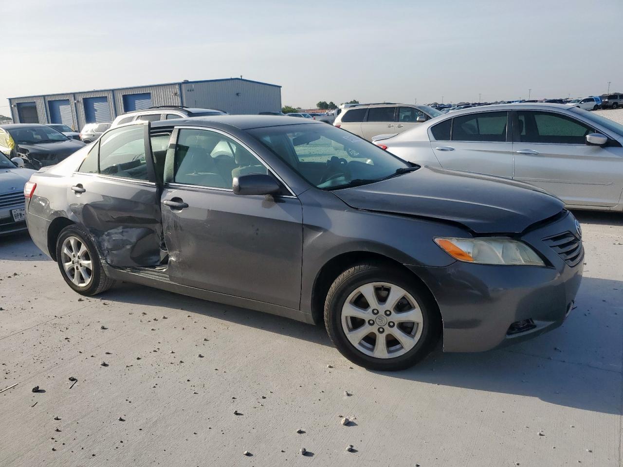 2010 Toyota Camry Base - Фото 4