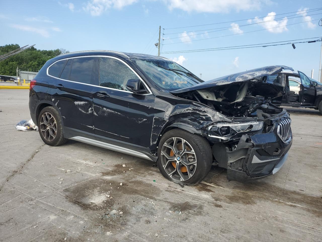 2021 BMW X1 xDrive28I - Фото 4