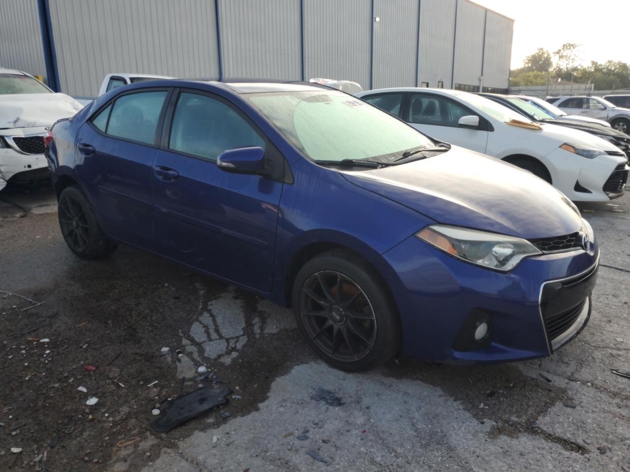 2014 Toyota Corolla L - Фото 4