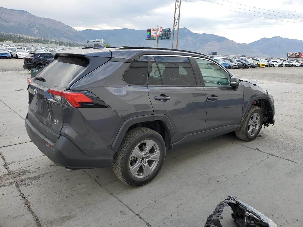 2022 Toyota Rav4 - Фото 3
