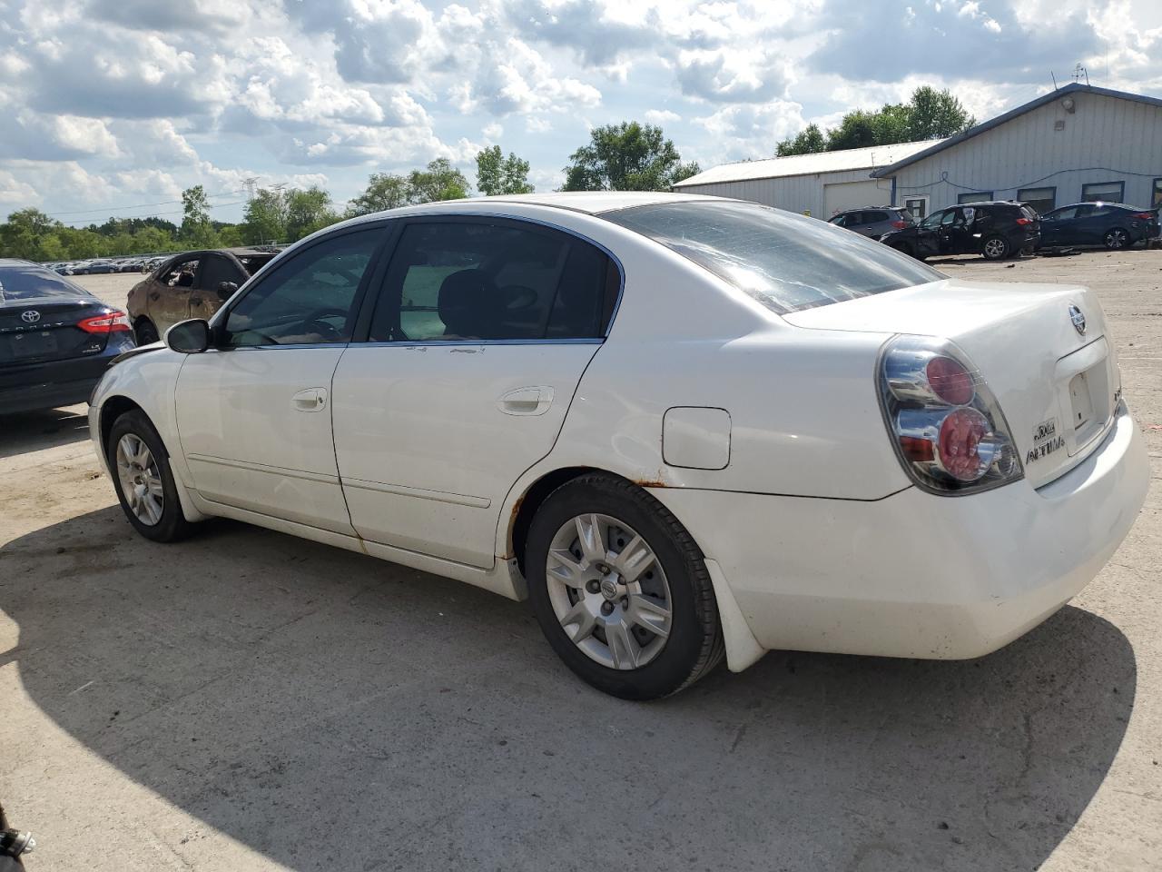 2006 Nissan Altima S - Image 2