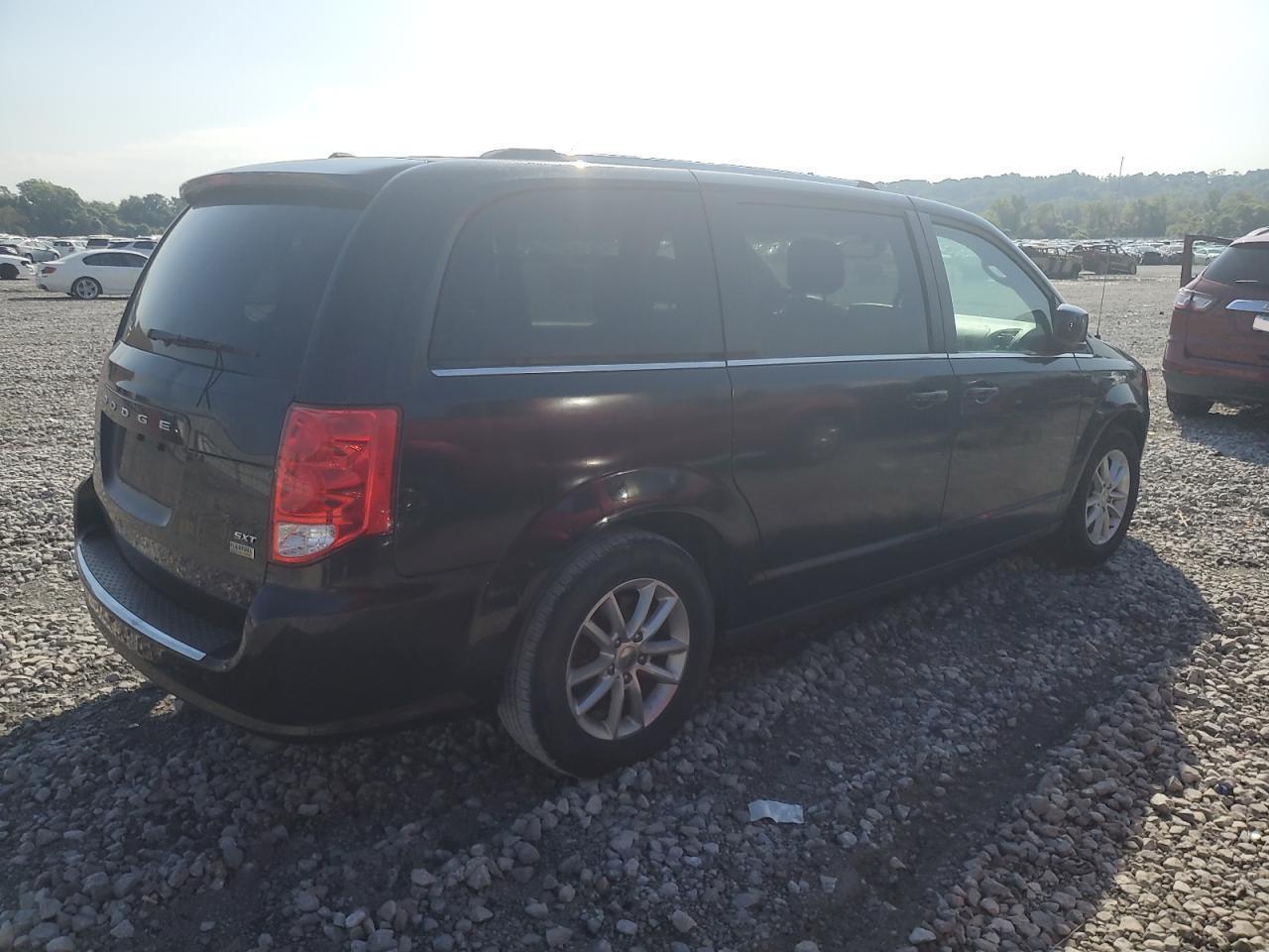 2019 Dodge Grand Caravan Sxt - Фото 3