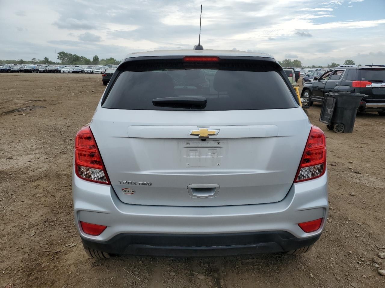 2022 Chevrolet Trax Ls - Фото 6