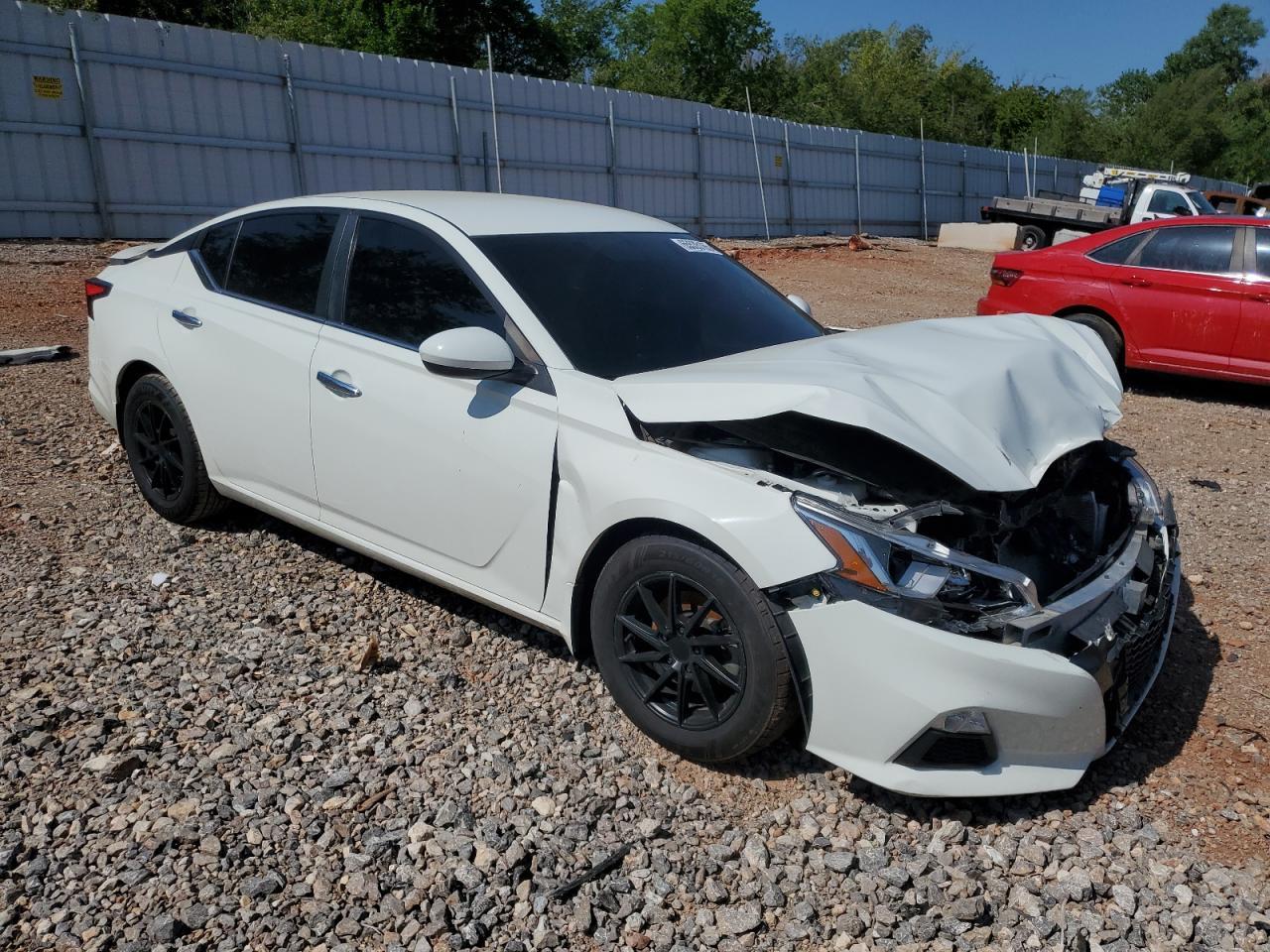 2020 Nissan Altima S - Фото 4