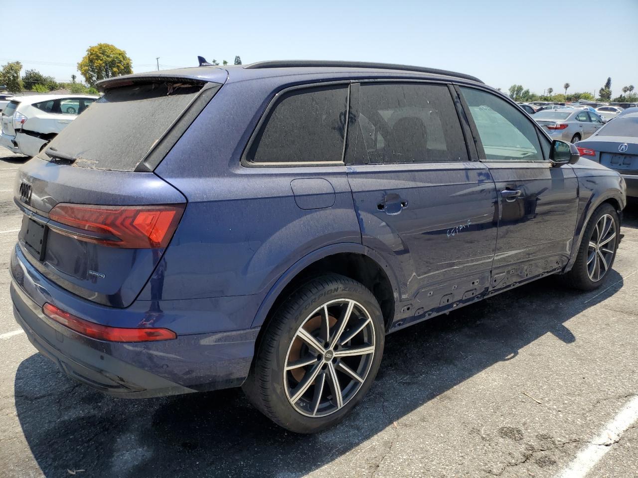 2022 Audi Q7 Premium Plus - Фото 3