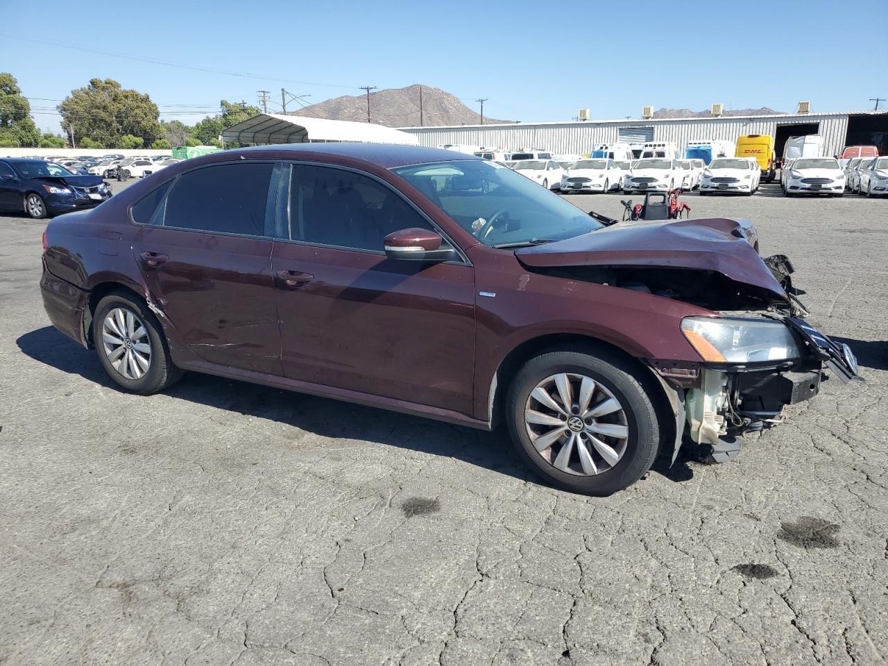 2014 Volkswagen Passat S - Фото 4