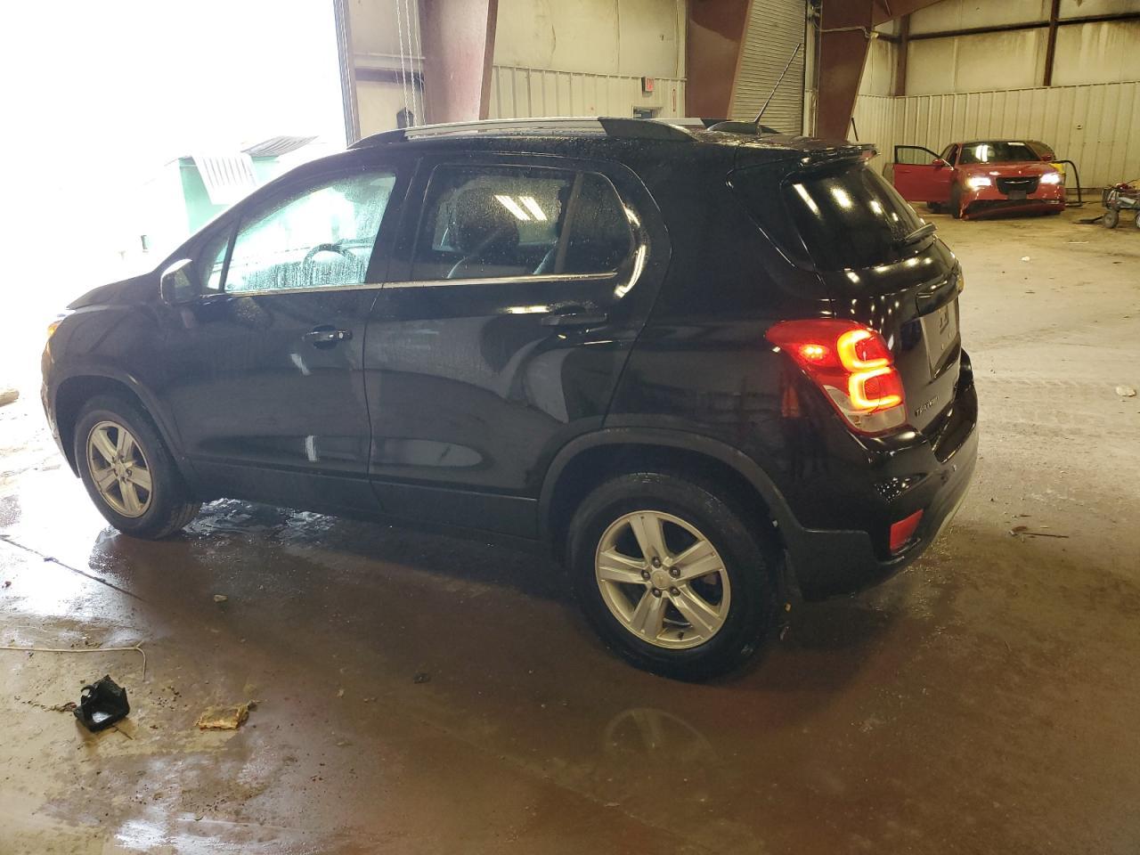 2020 Chevrolet Trax 1Lt - Image 2