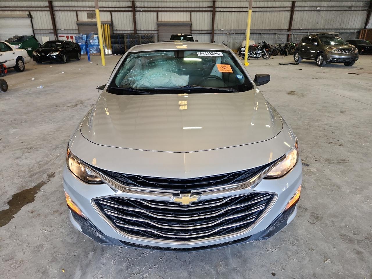 2020 Chevrolet Malibu Ls - Image 5