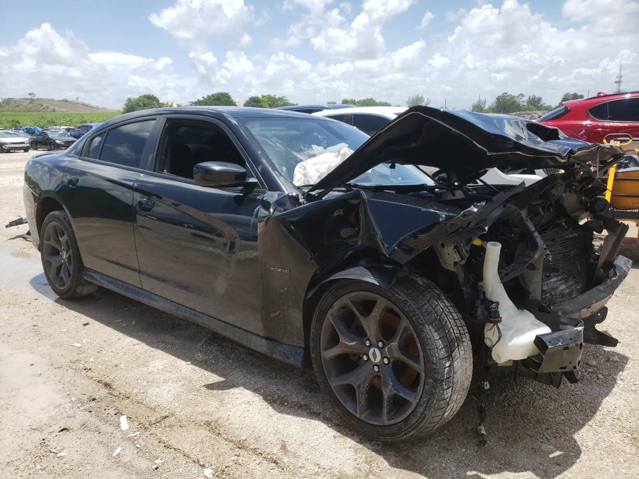 2018 Dodge Charger R/T - Image 4
