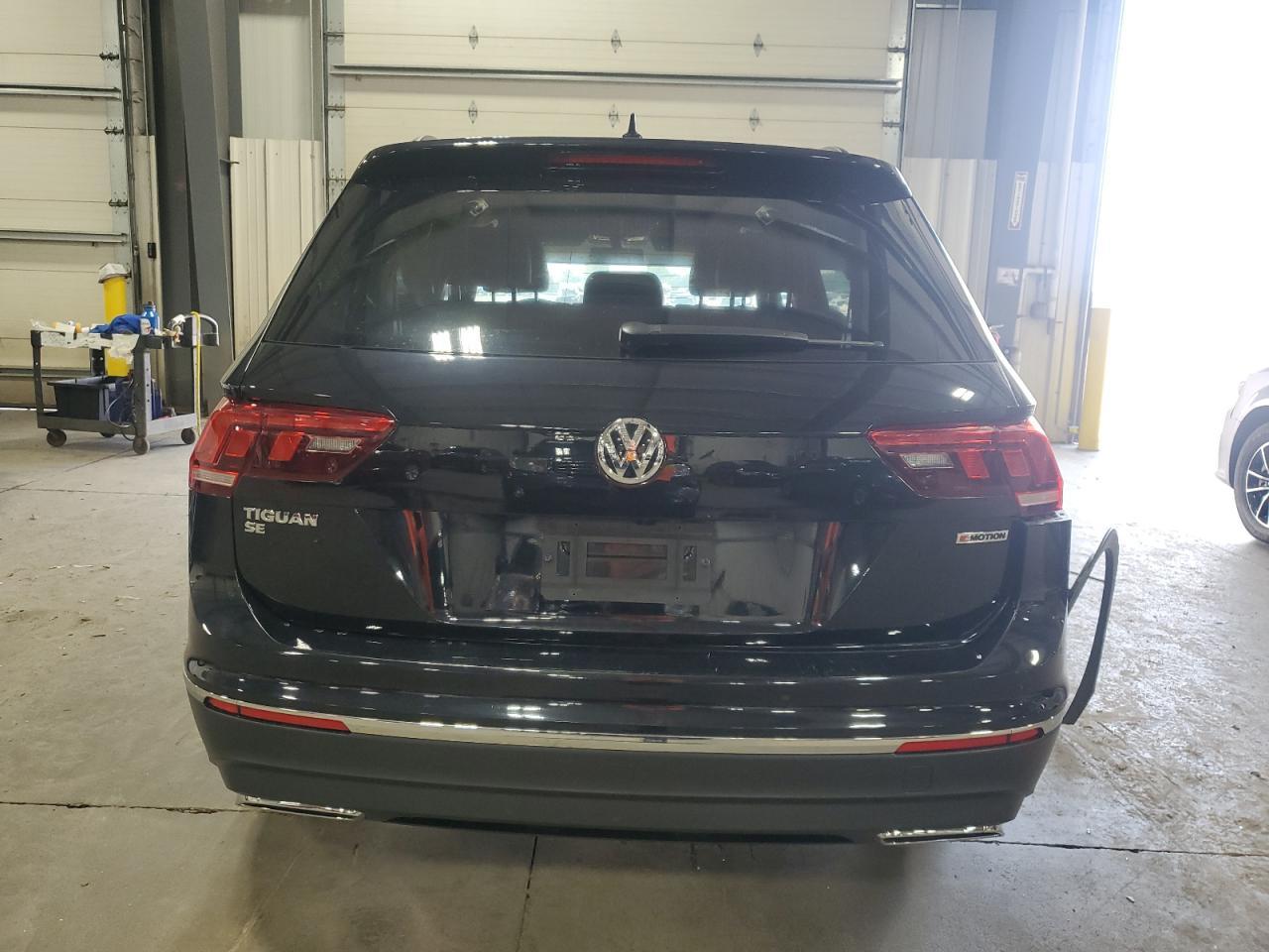 2021 Volkswagen Tiguan Se - Фото 6