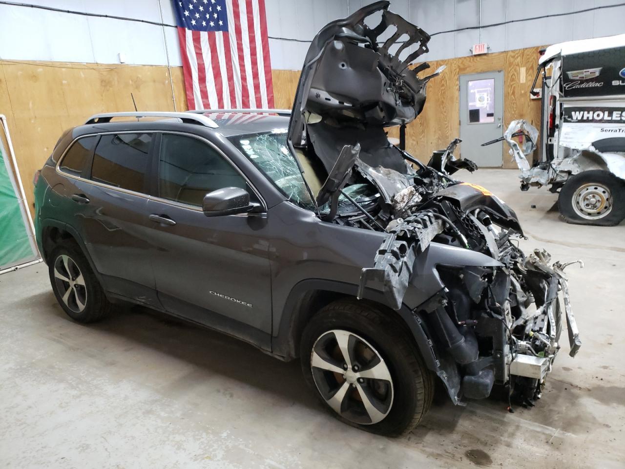 2019 Jeep Cherokee Limited - Image 4