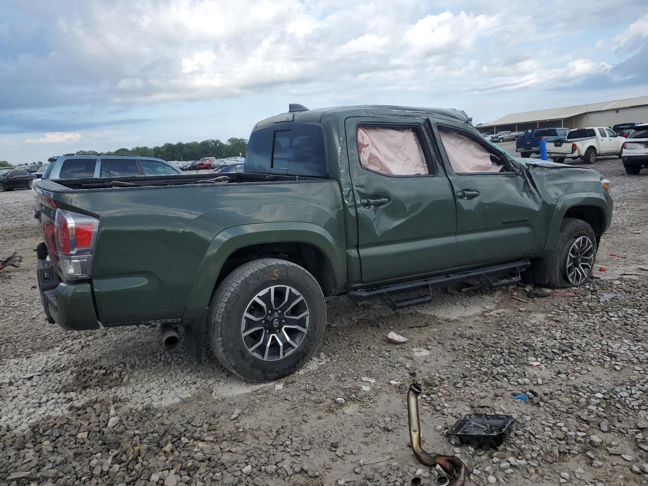2021 Toyota Tacoma Double Cab - Фото 3