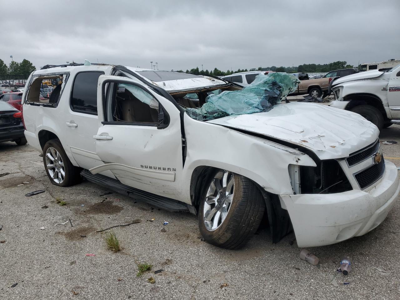 2013 Chevrolet Suburban K1500 Lt - Image 4
