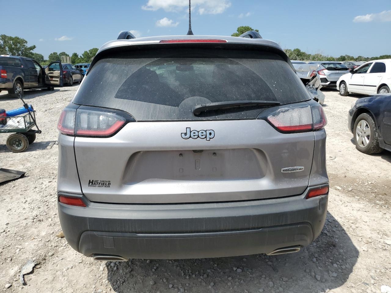 2022 Jeep Cherokee Latitude Lux - Image 6