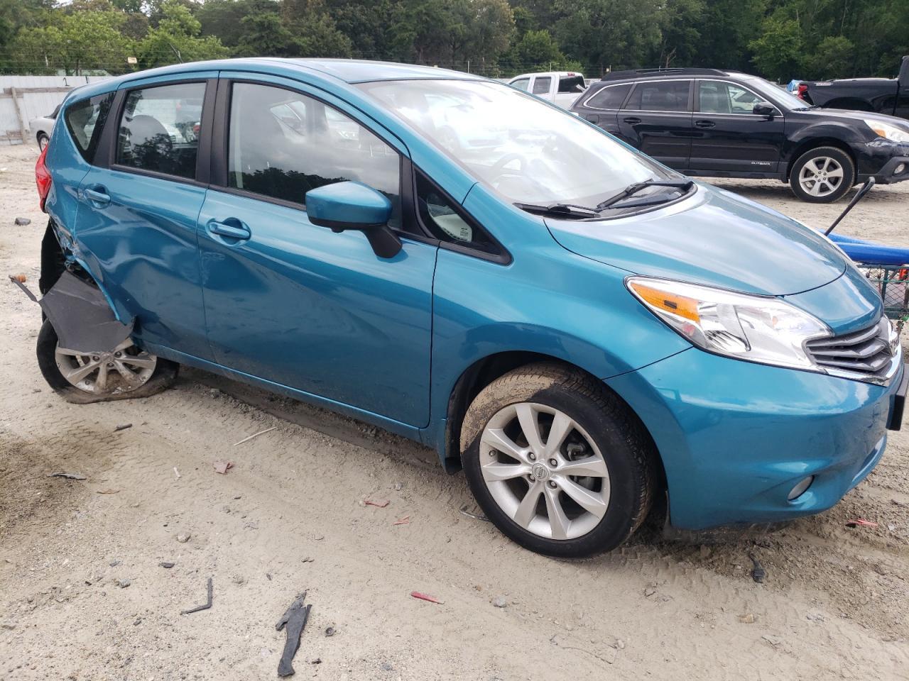 2015 Niss Versa Note - Фото 4