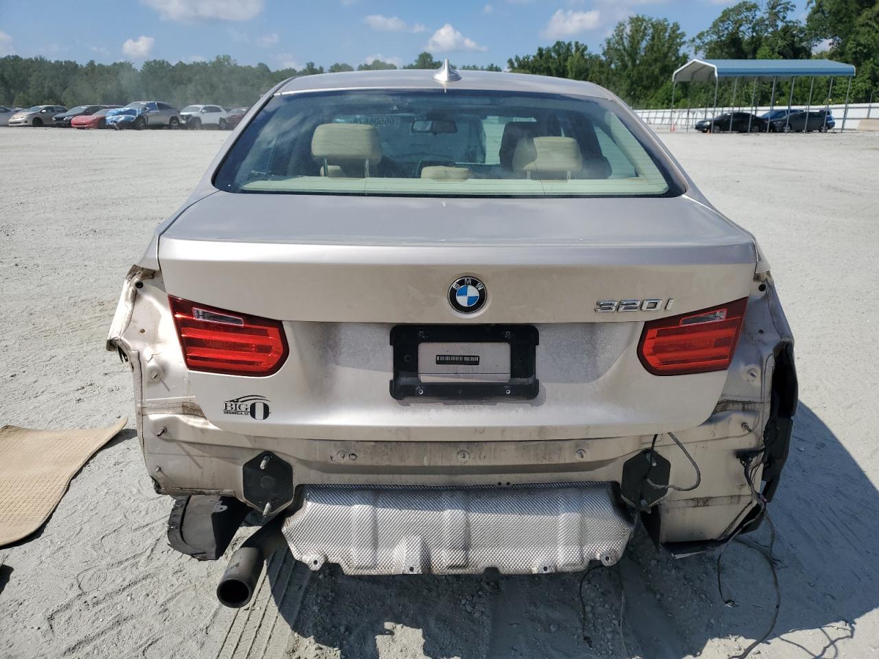 2015 BMW 320 I - Фото 6