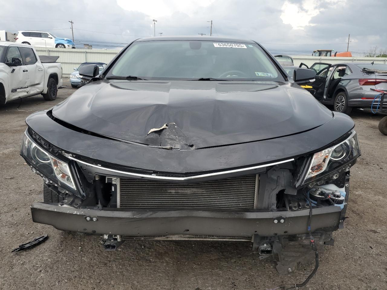 2019 Chevrolet Impala Lt - Image 5