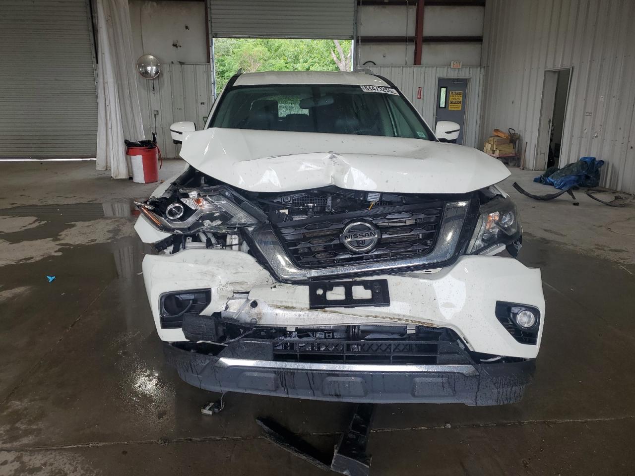 2019 Nissan Pathfinder S - Image 5