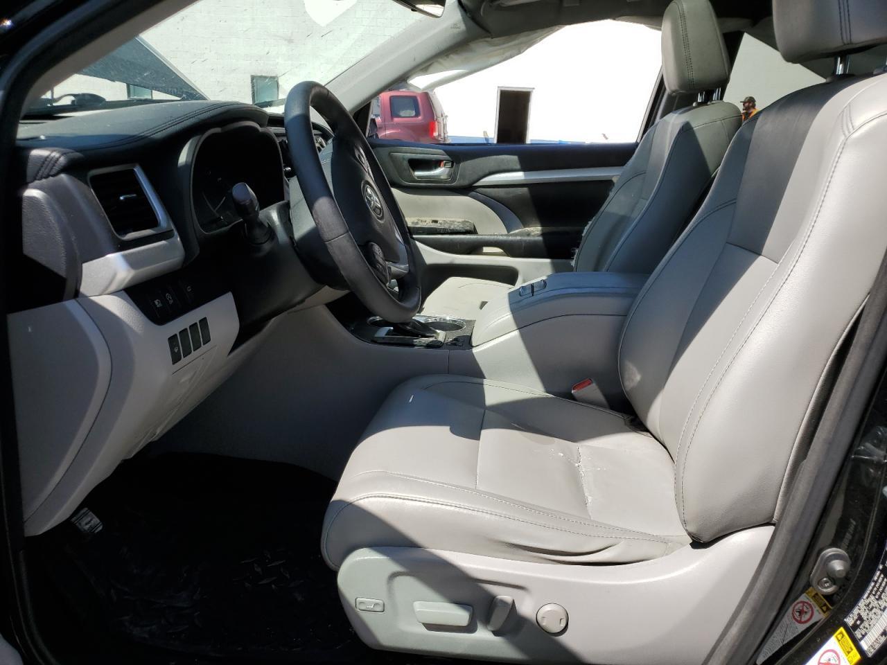 2017 Toyota Highlander Se - Фото 7