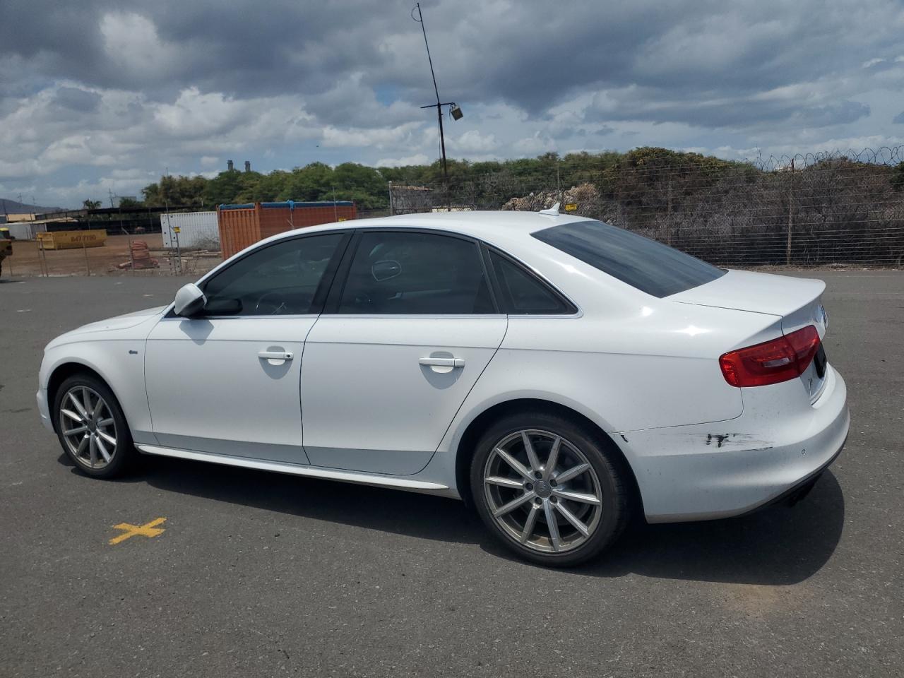 2015 Audi A4 Premium Plus - Фото 2