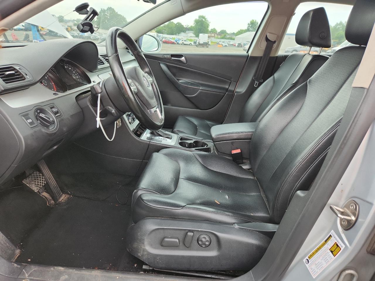 2010 Volkswagen Passat Komfort - Фото 7