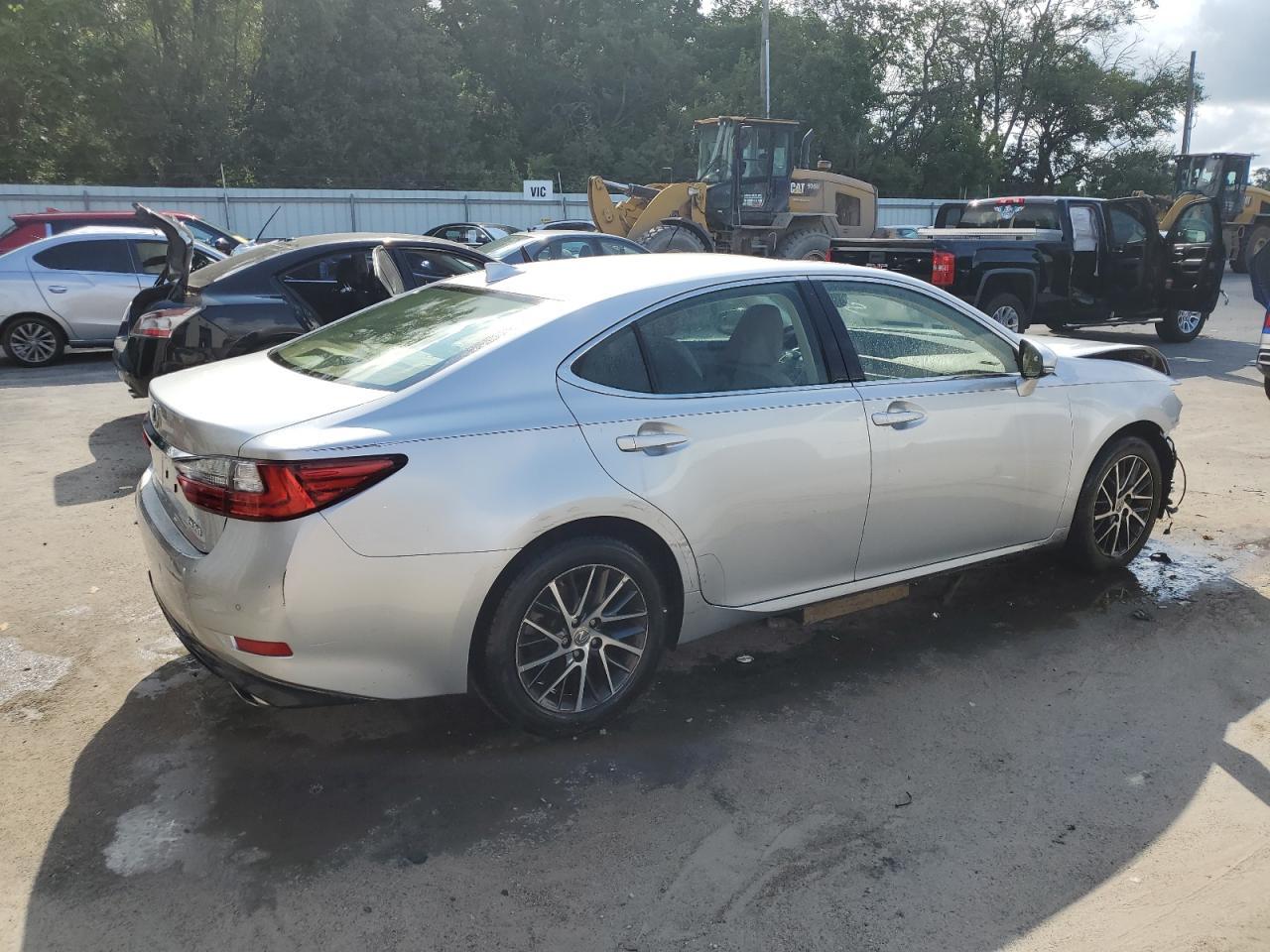 2017 Lexus Es 350 Base - Фото 3