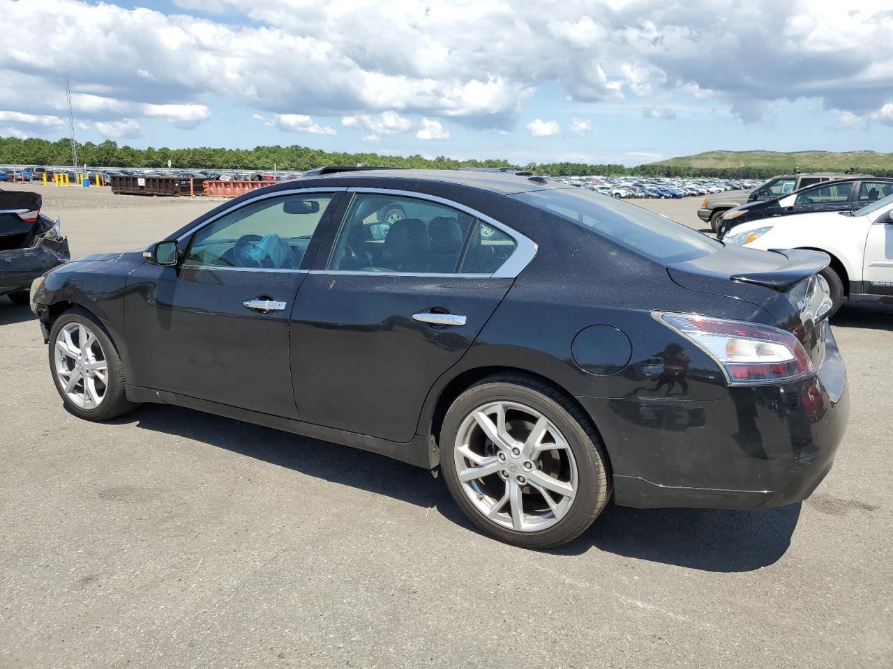 2014 Nissan Maxima S - Image 2