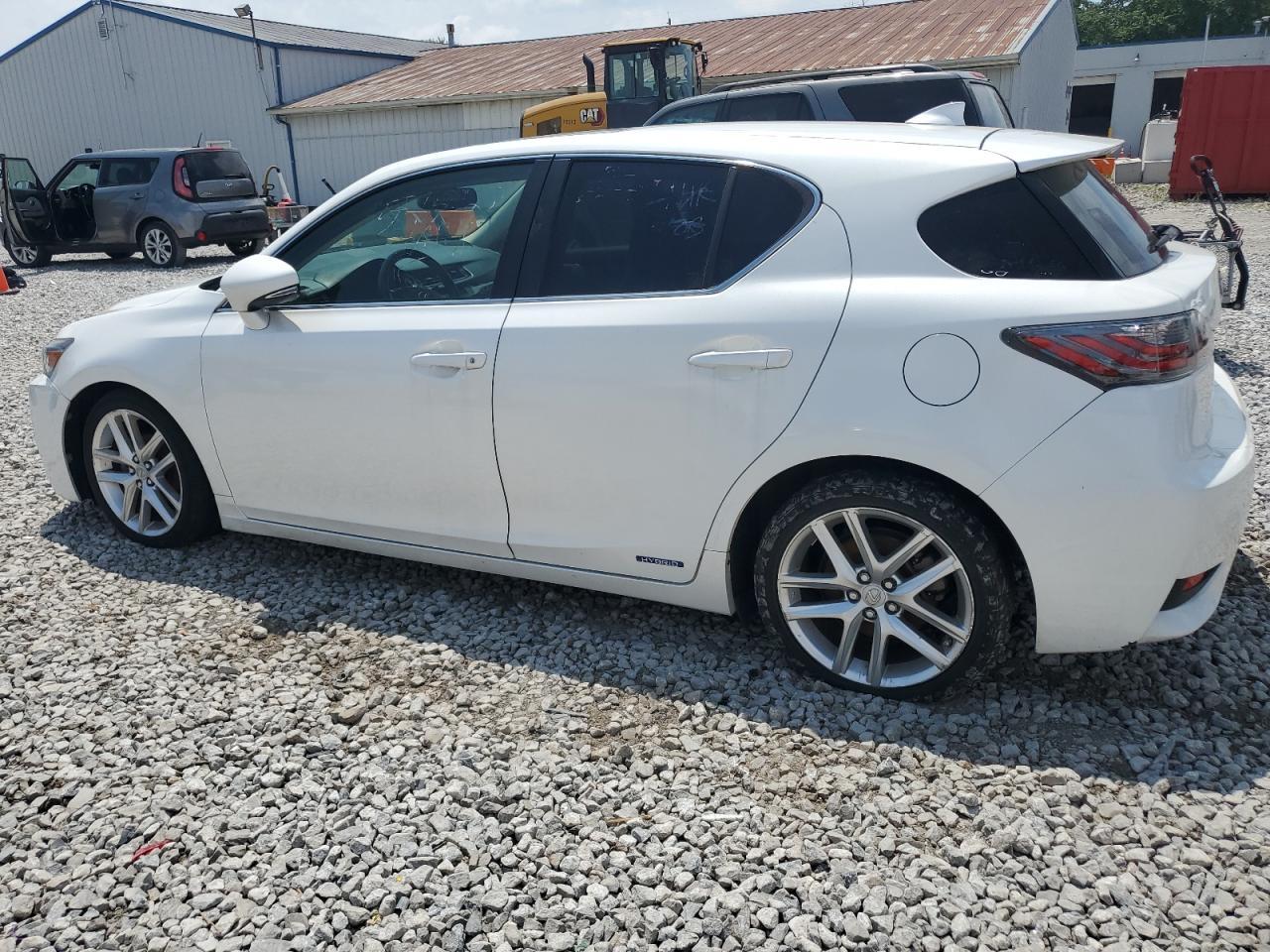 2017 Lexus Ct 200 - Фото 2