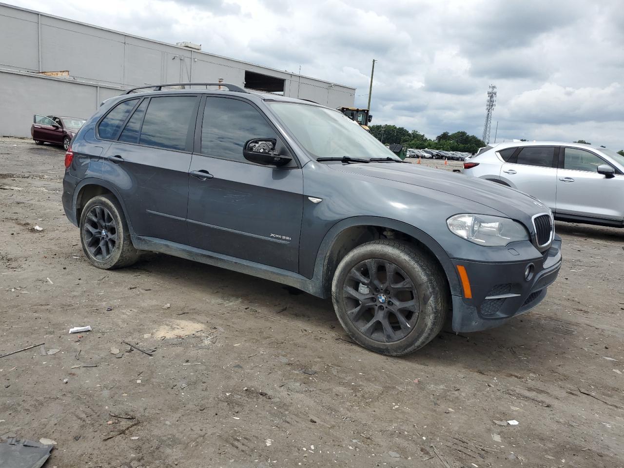 2013 BMW X5 xDrive35I - Фото 4
